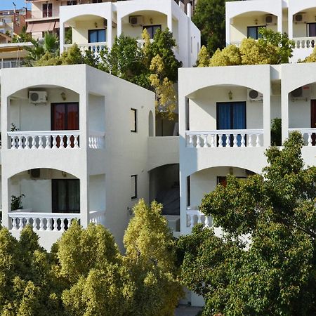 דירות Poros Town To Spiti Tis Eirinis מראה חיצוני תמונה