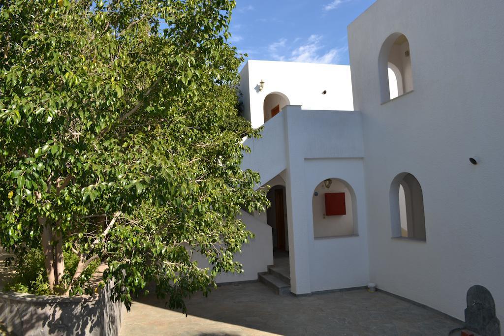 דירות Poros Town To Spiti Tis Eirinis מראה חיצוני תמונה