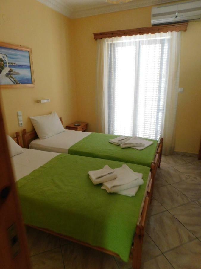 דירות Poros Town To Spiti Tis Eirinis מראה חיצוני תמונה